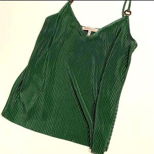 BCBGeneration, Size M, green spaghetti strapped tee